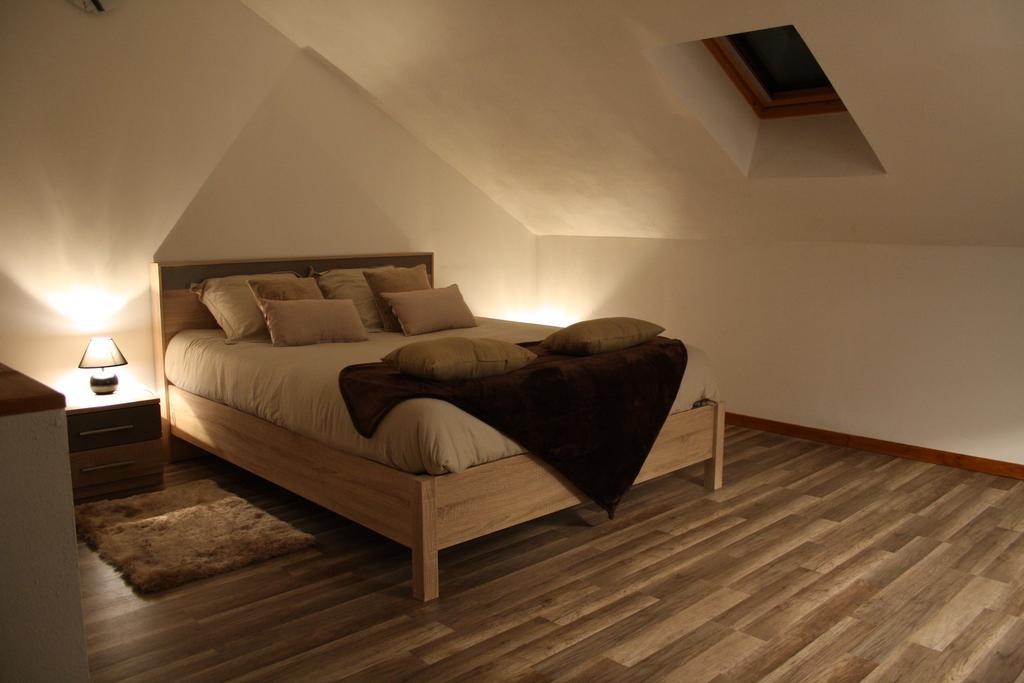 Gite L'Annexe Crotenay Bagian luar foto